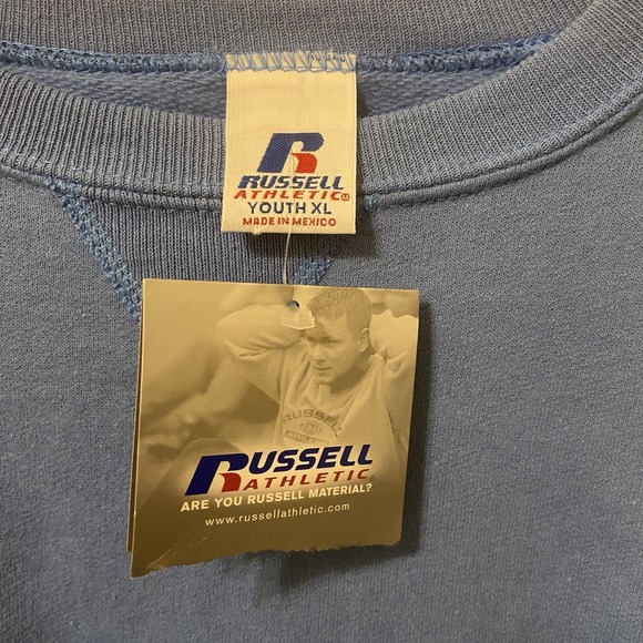 Russell Athletic Sweatshirt Crewneck Sz Youth XL Light Blue NWT Spot protection - Picture 3 of 6